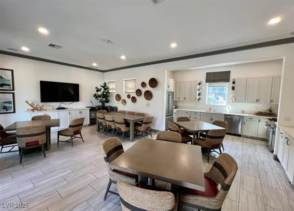 2555 Hampton, Henderson, NV 89052