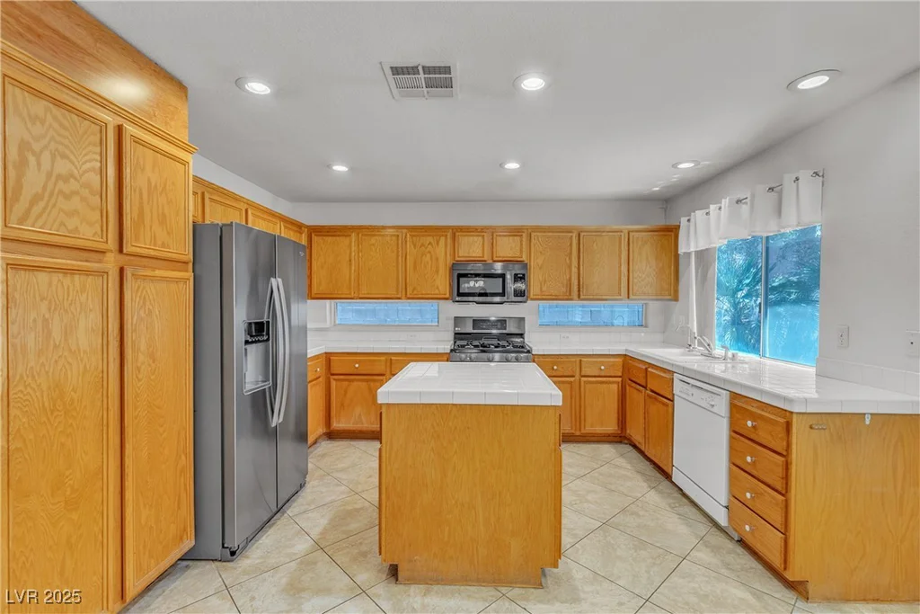 6407 Wild Strawberry, Las Vegas, NV 89142