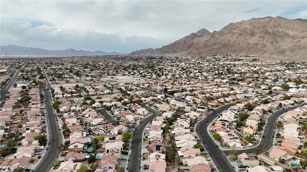 6407 Wild Strawberry, Las Vegas, NV 89142