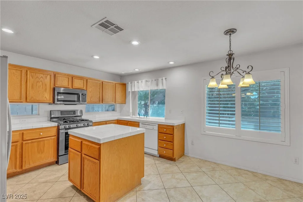 6407 Wild Strawberry, Las Vegas, NV 89142