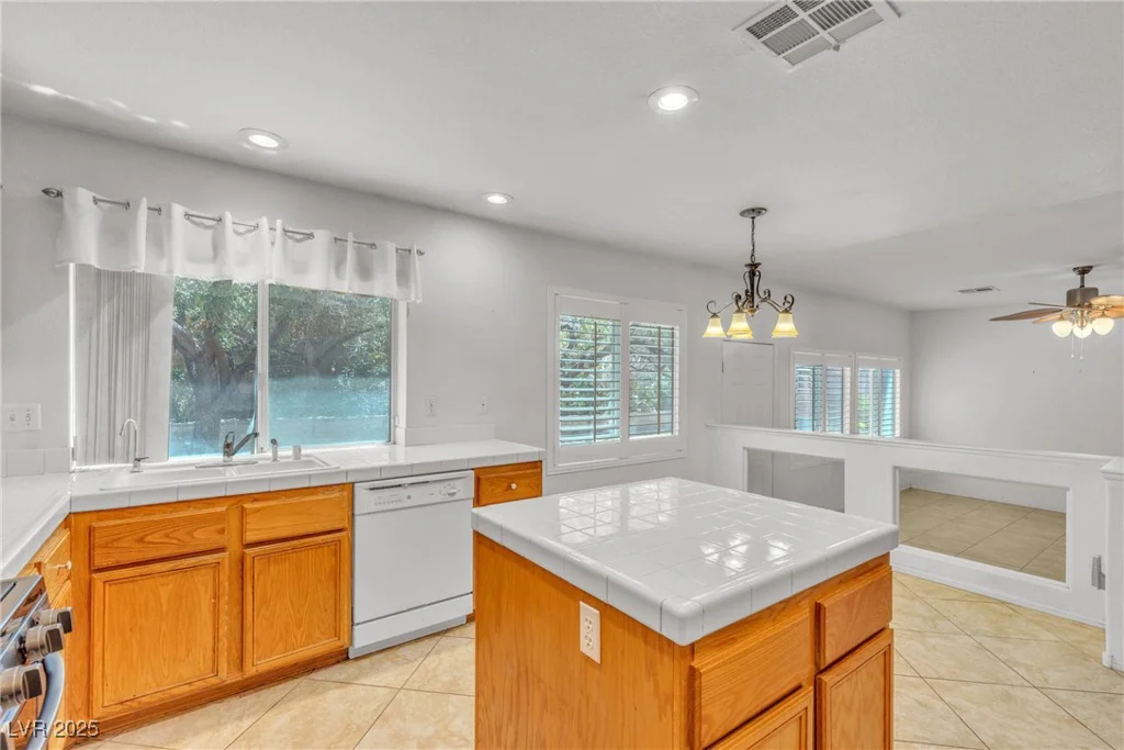 6407 Wild Strawberry, Las Vegas, NV 89142
