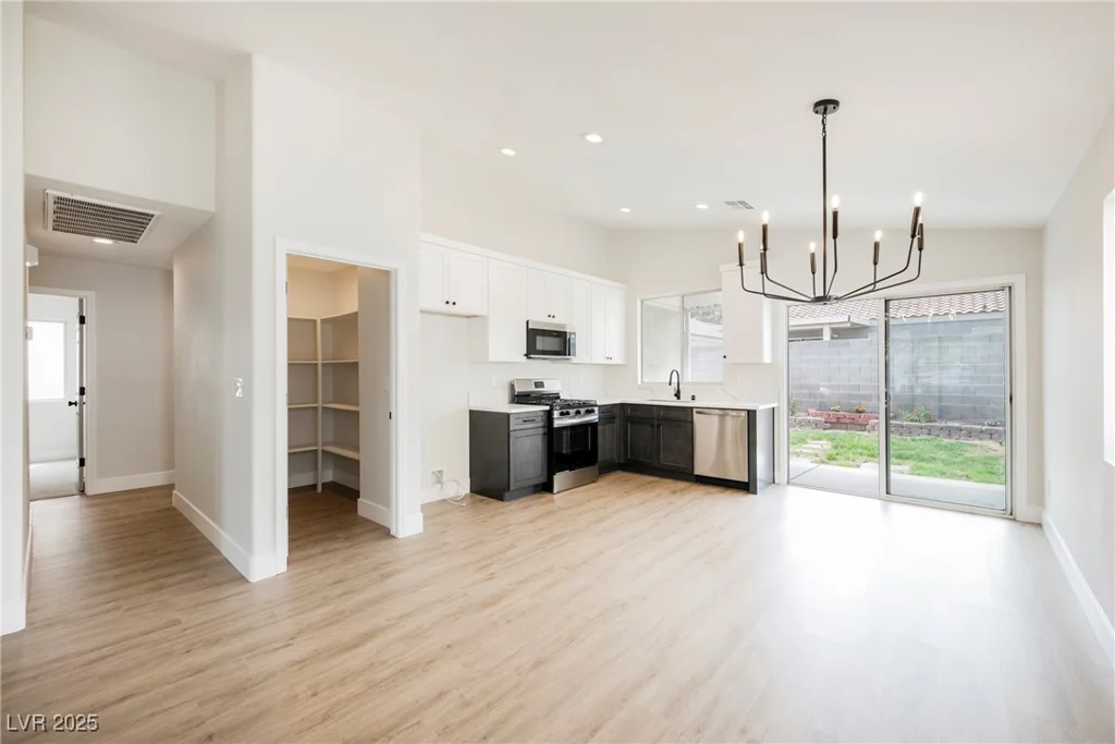 1069 Silver Bullet, Henderson, NV 89011