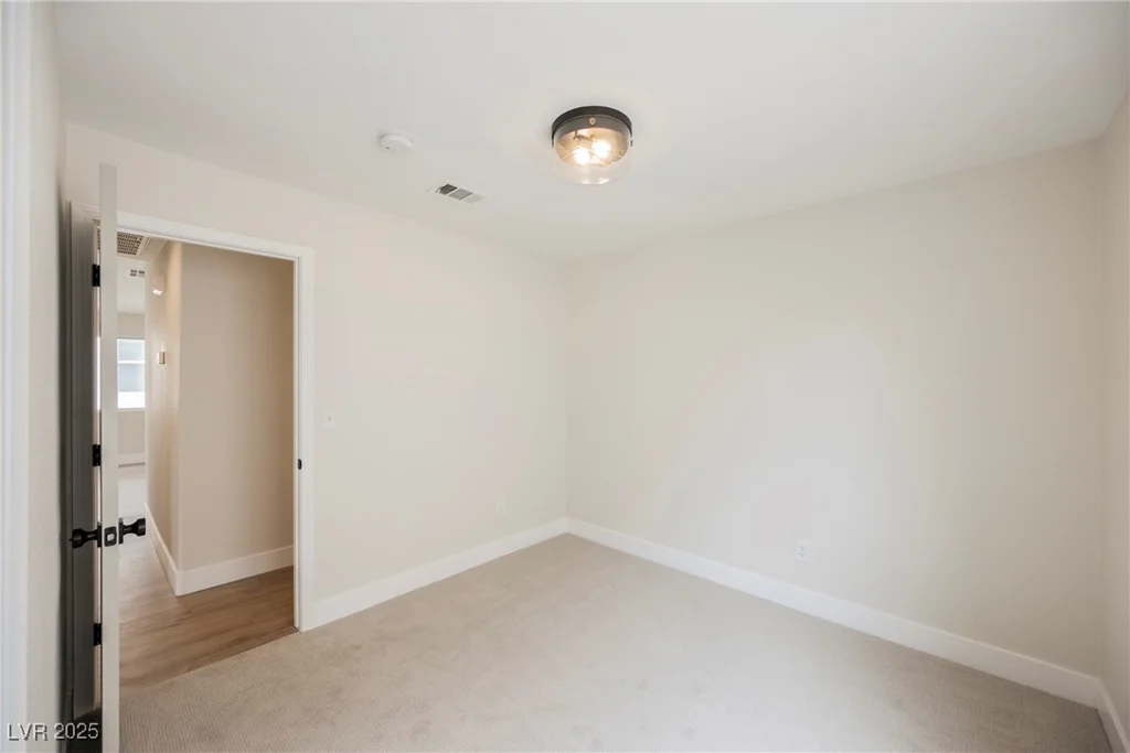 1069 Silver Bullet, Henderson, NV 89011
