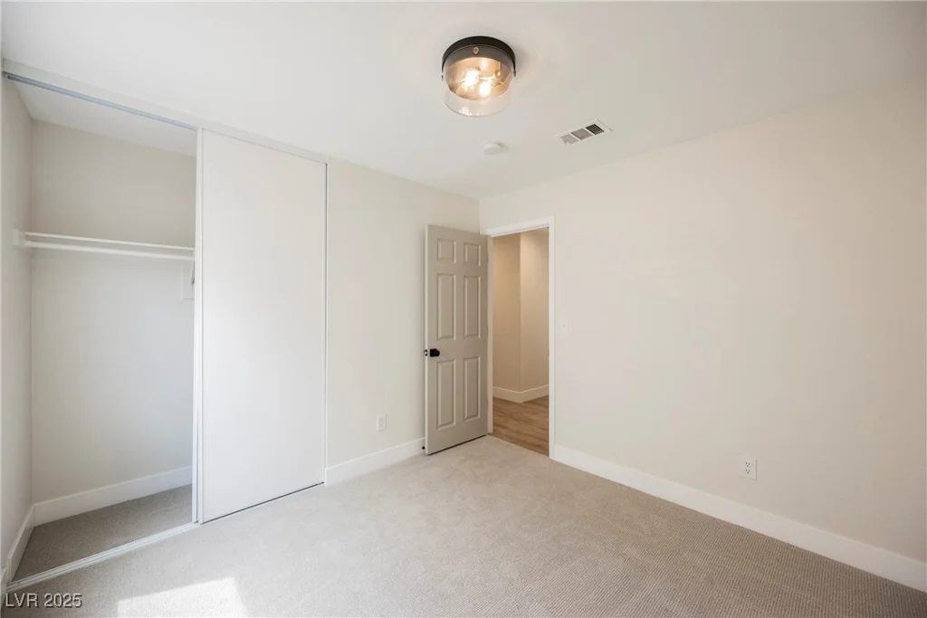 1069 Silver Bullet, Henderson, NV 89011