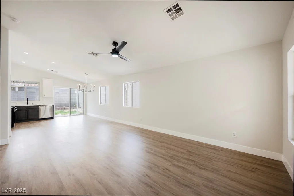 1069 Silver Bullet, Henderson, NV 89011