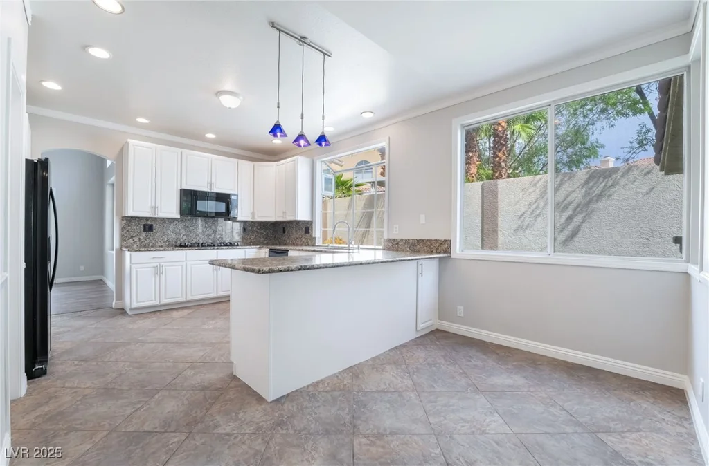 7632 Spruce Run, Las Vegas, NV 89128
