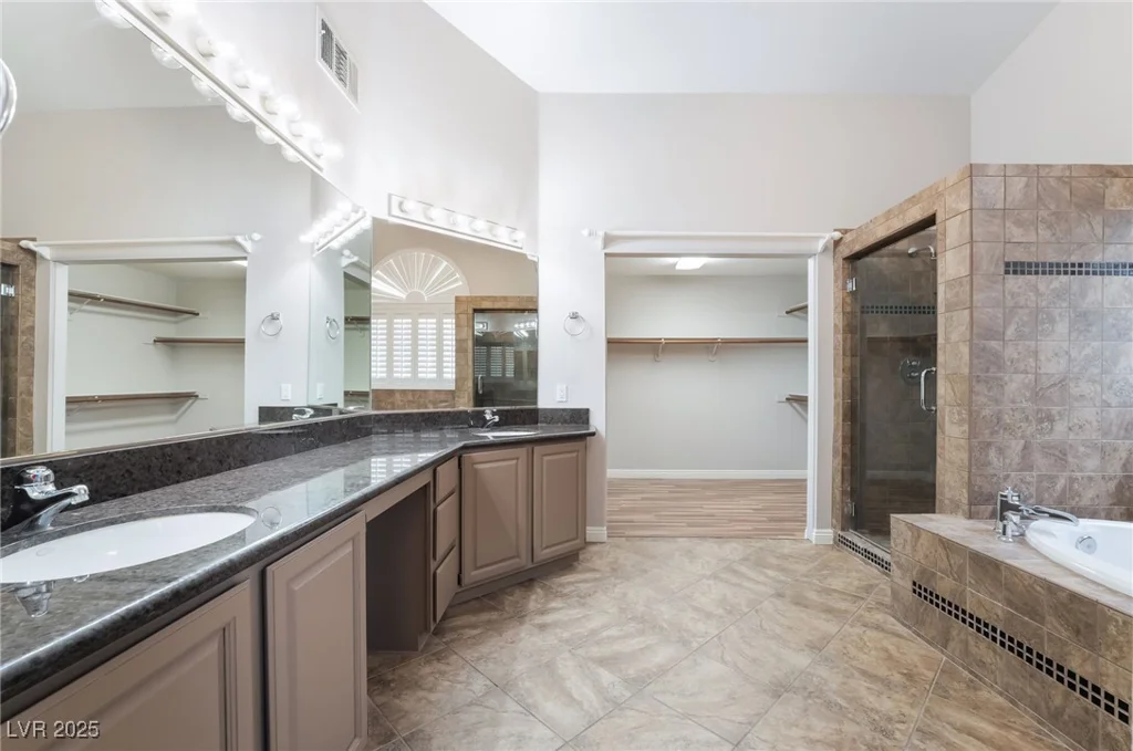 7632 Spruce Run, Las Vegas, NV 89128