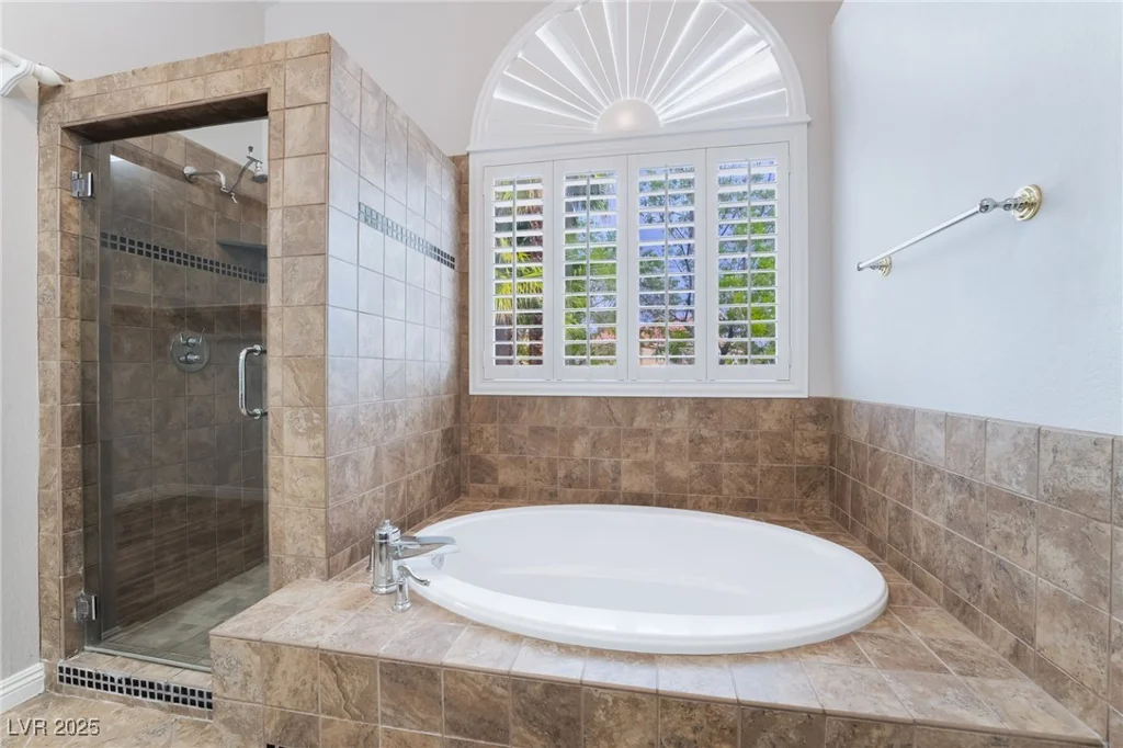 7632 Spruce Run, Las Vegas, NV 89128