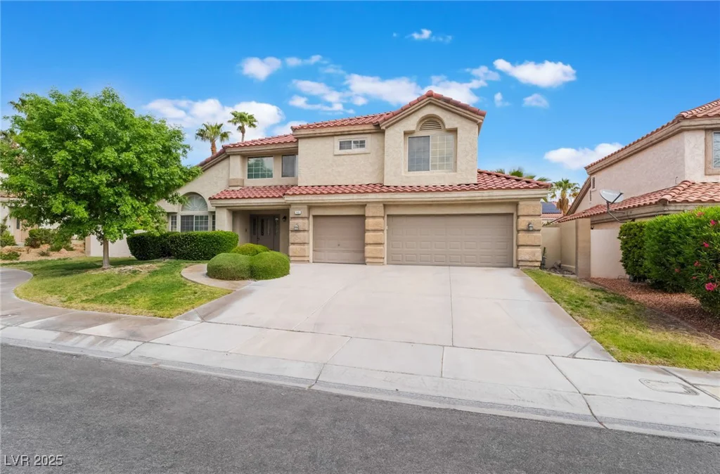 7632 Spruce Run, Las Vegas, NV 89128