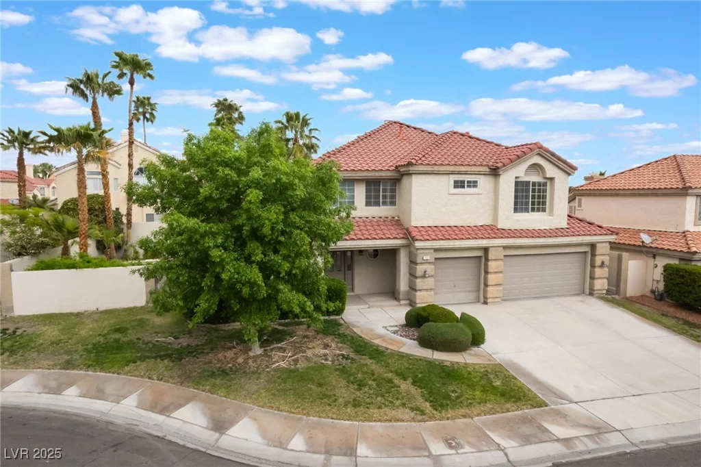 7632 Spruce Run, Las Vegas, NV 89128