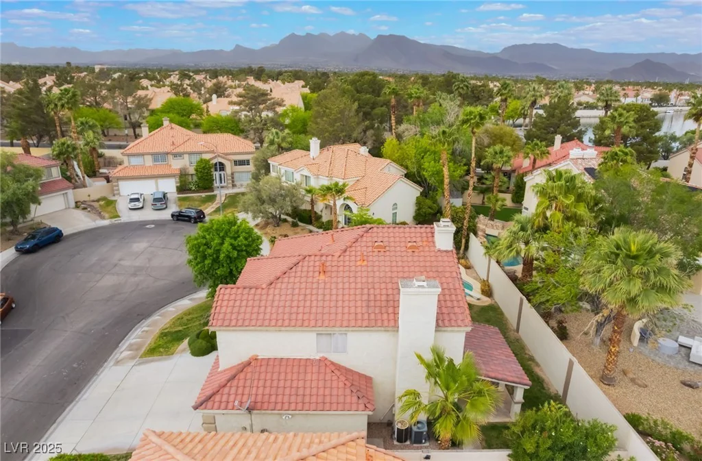 7632 Spruce Run, Las Vegas, NV 89128