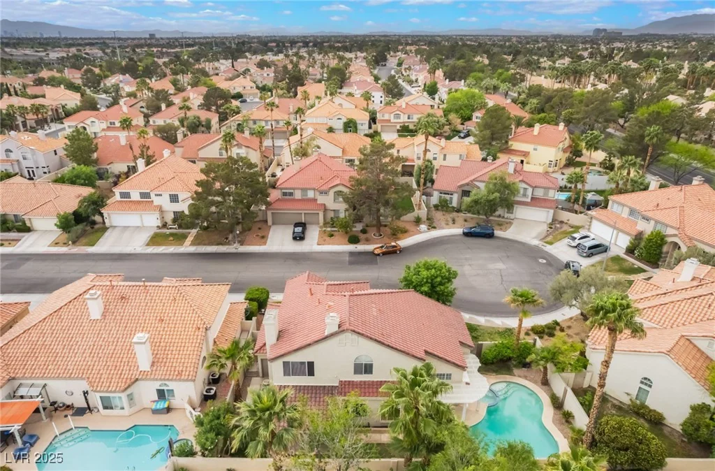 7632 Spruce Run, Las Vegas, NV 89128