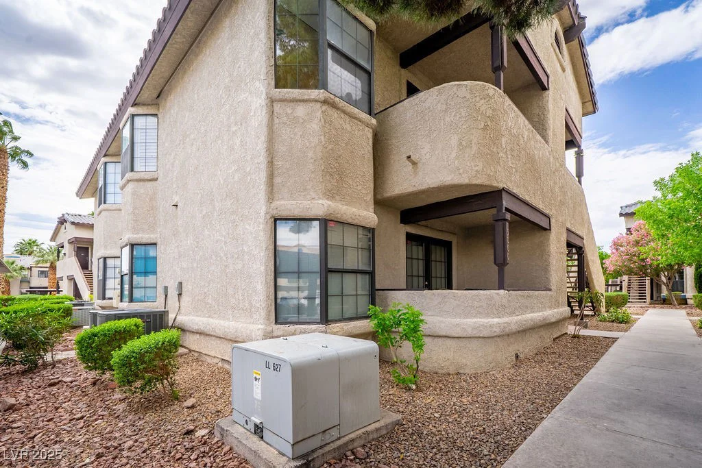 5060 Jeffreys, Las Vegas, NV 89119