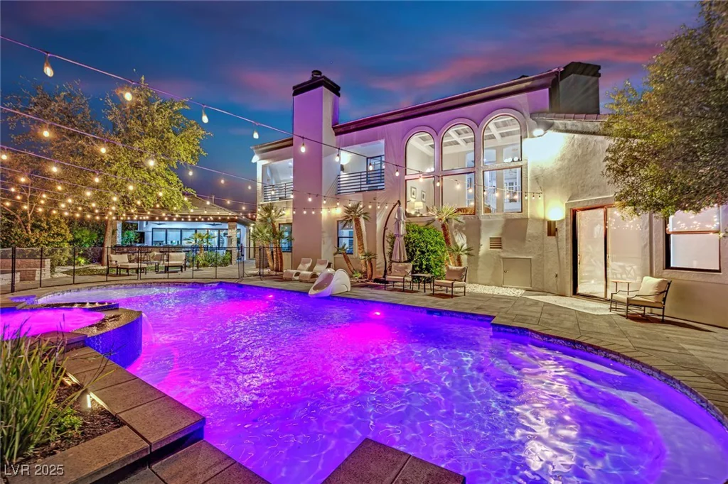 2208 Point Rock, Las Vegas, NV 89134