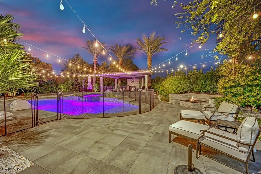 2208 Point Rock, Las Vegas, NV 89134