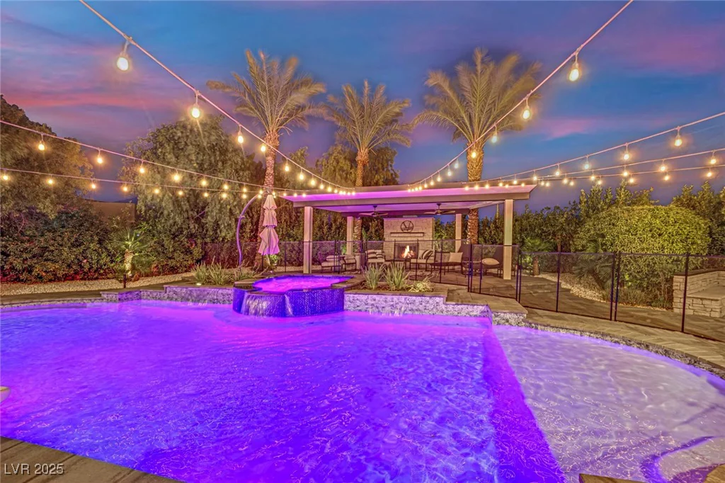 2208 Point Rock, Las Vegas, NV 89134