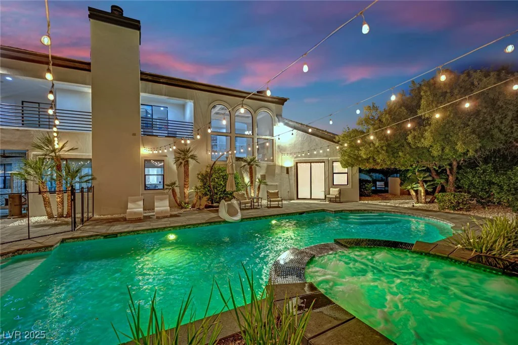 2208 Point Rock, Las Vegas, NV 89134