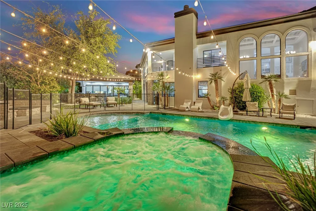 2208 Point Rock, Las Vegas, NV 89134