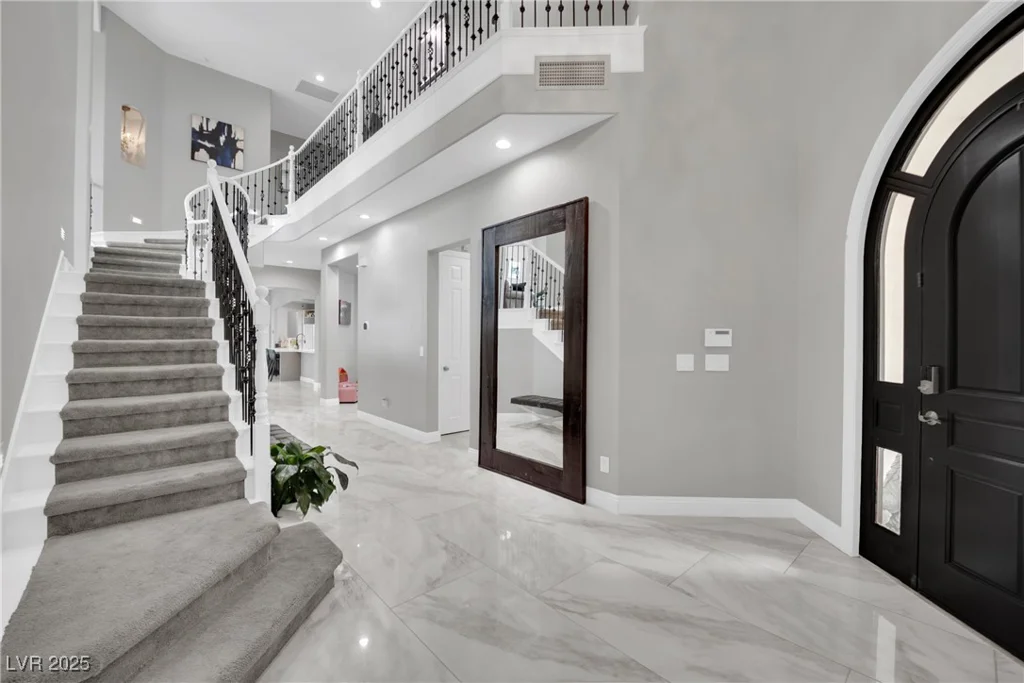 2208 Point Rock, Las Vegas, NV 89134