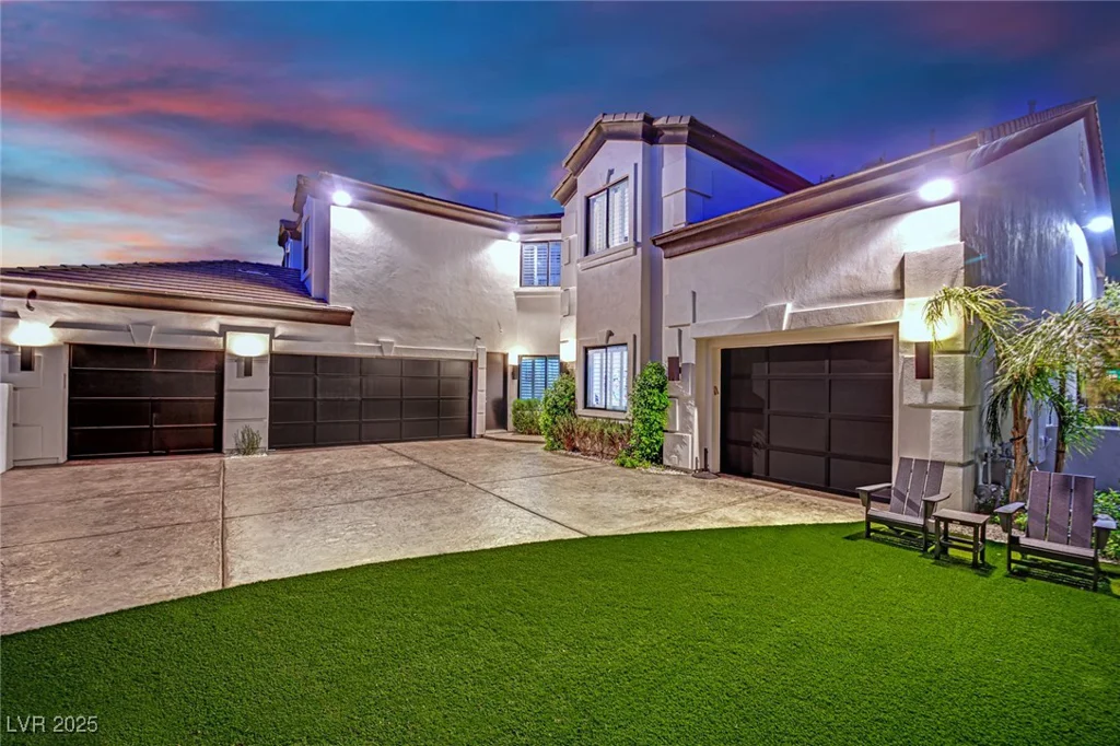 2208 Point Rock, Las Vegas, NV 89134