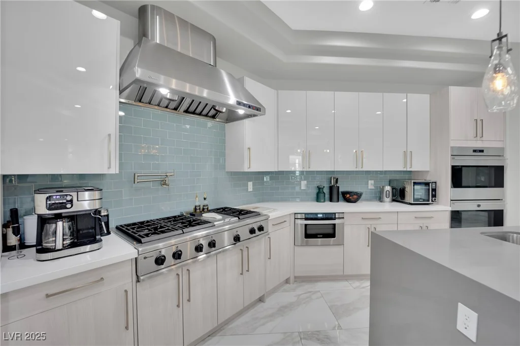 2208 Point Rock, Las Vegas, NV 89134