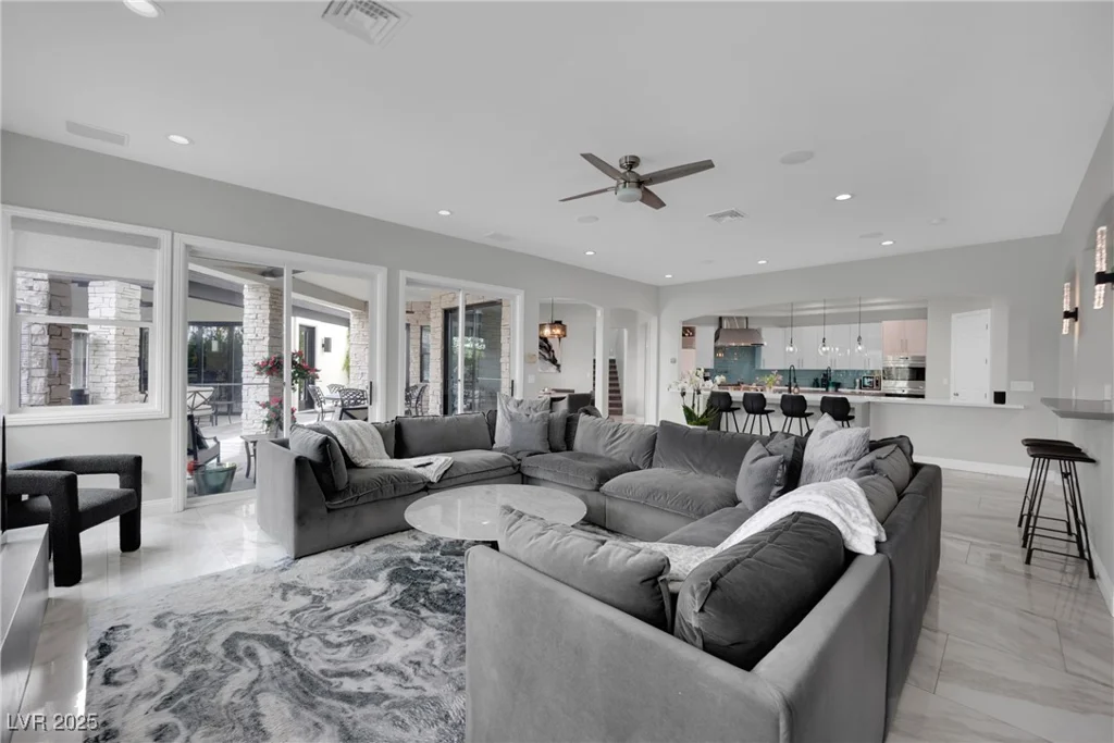 2208 Point Rock, Las Vegas, NV 89134