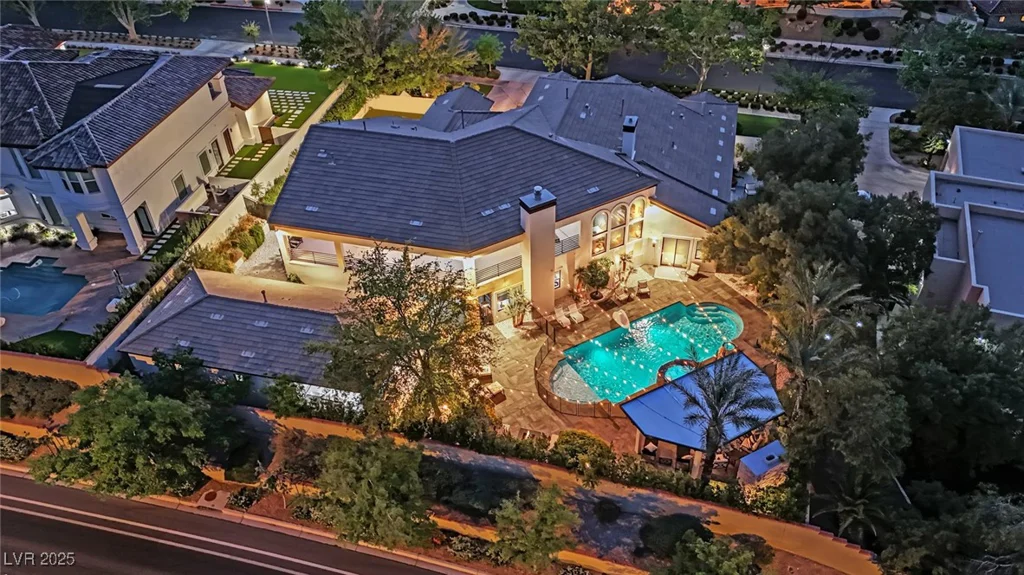 2208 Point Rock, Las Vegas, NV 89134