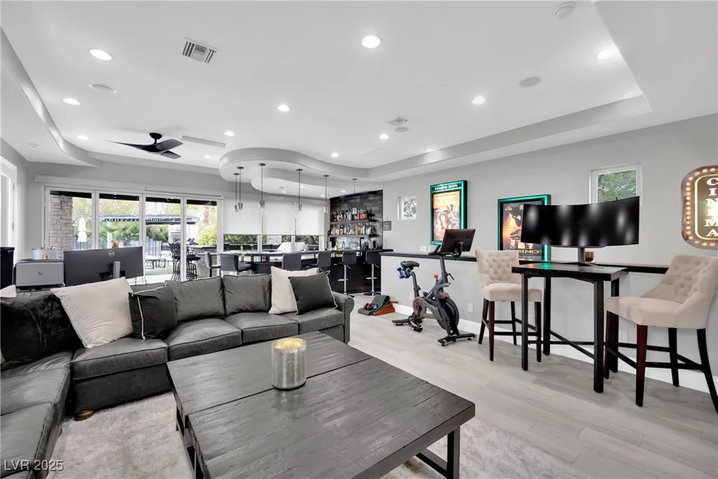2208 Point Rock, Las Vegas, NV 89134