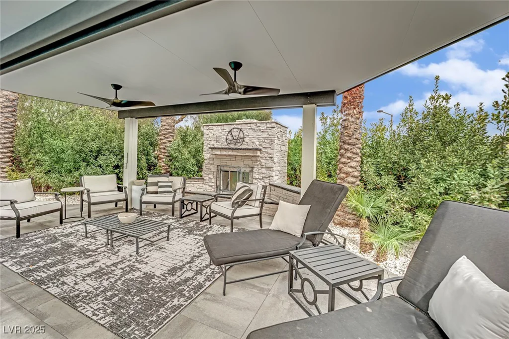 2208 Point Rock, Las Vegas, NV 89134