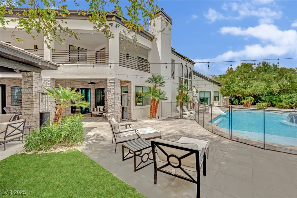 2208 Point Rock, Las Vegas, NV 89134