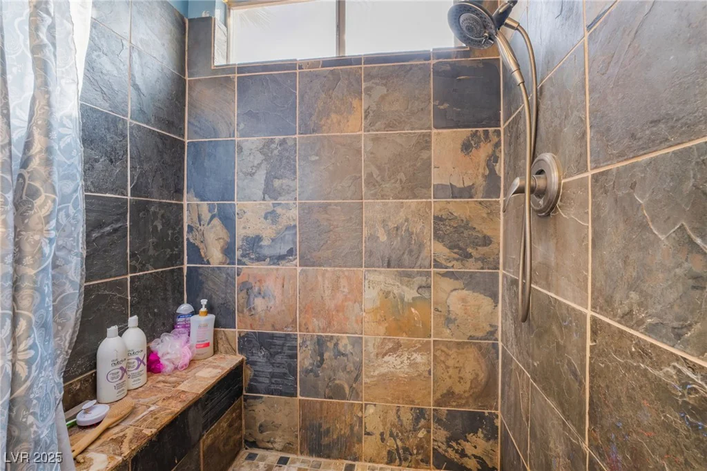 5532 Sentinel Bridge, Las Vegas, NV 89130