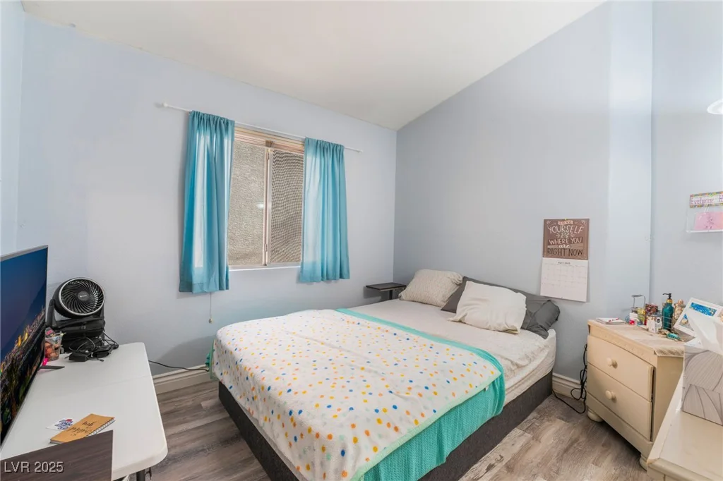 5532 Sentinel Bridge, Las Vegas, NV 89130