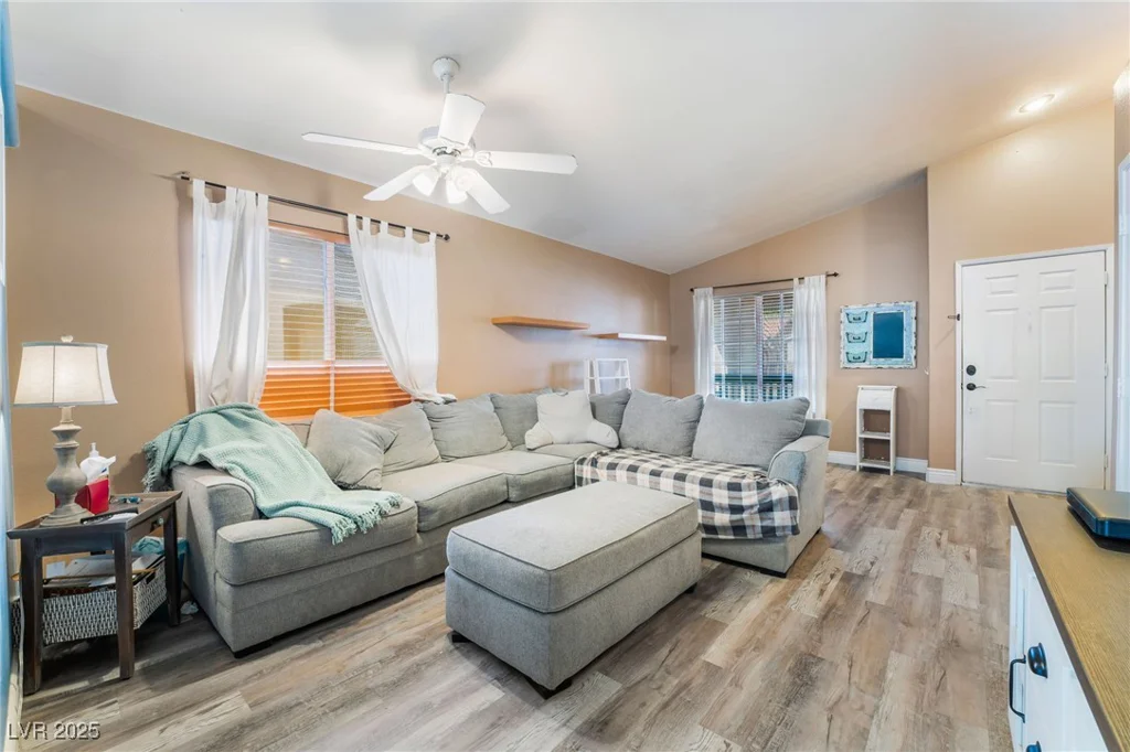 5532 Sentinel Bridge, Las Vegas, NV 89130