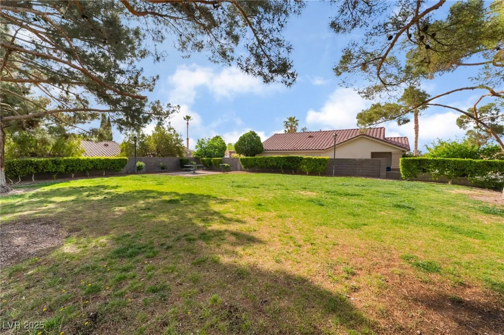 5532 Sentinel Bridge, Las Vegas, NV 89130