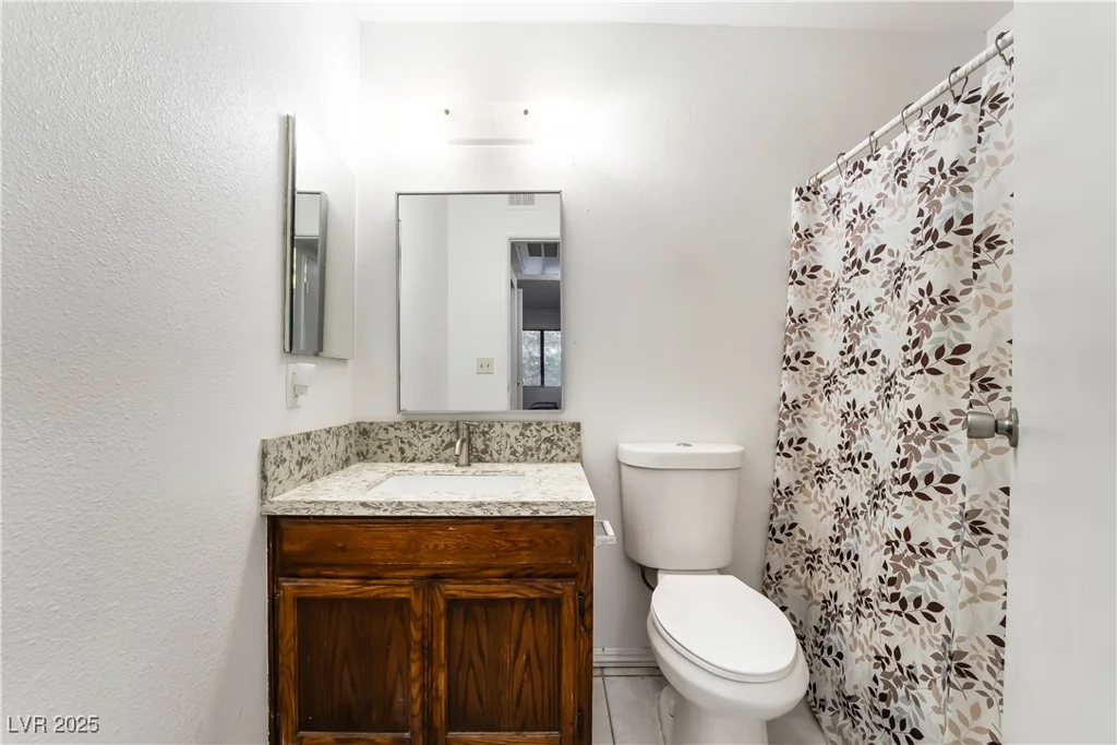 1361 University, Las Vegas, NV 89119