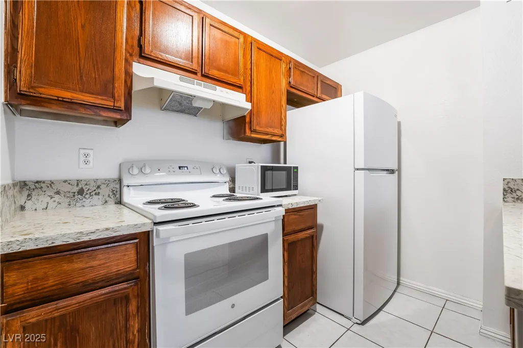 1361 University, Las Vegas, NV 89119