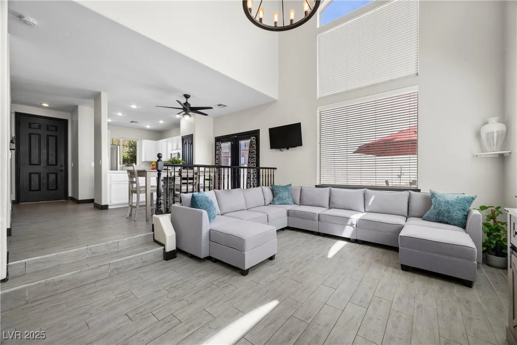10342 Cherry Brook, Las Vegas, NV 89183