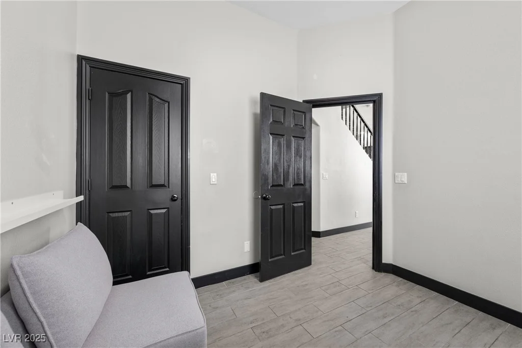 10342 Cherry Brook, Las Vegas, NV 89183