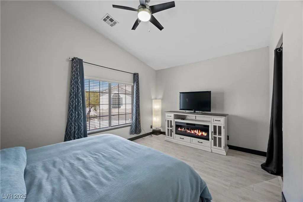 10342 Cherry Brook, Las Vegas, NV 89183