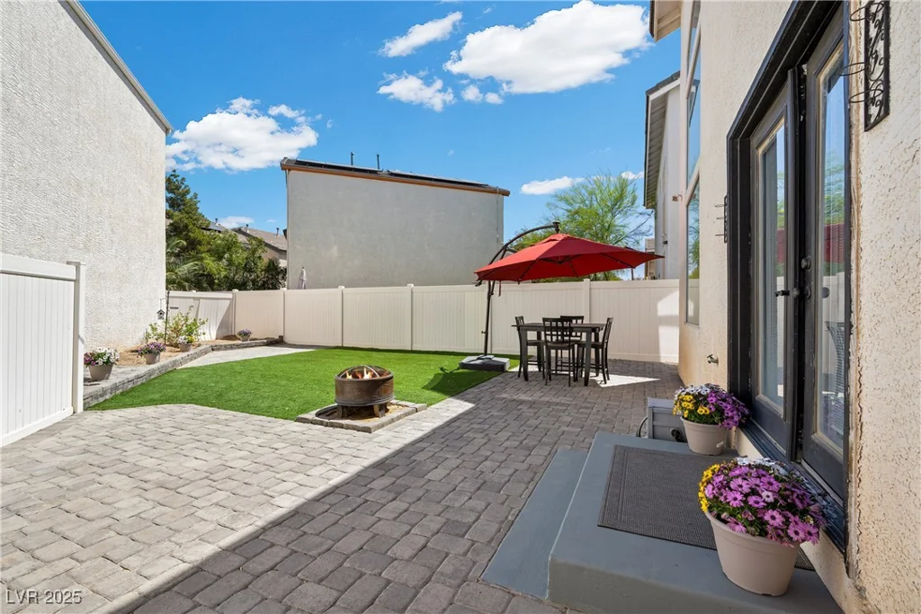 10342 Cherry Brook, Las Vegas, NV 89183