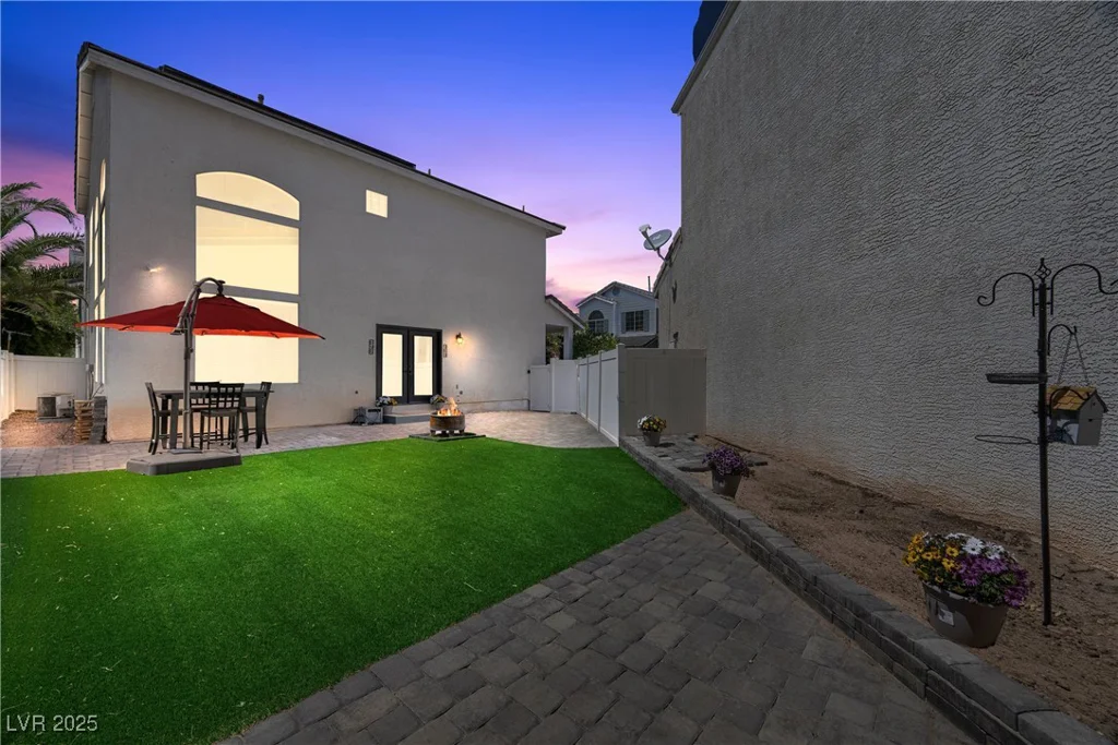 10342 Cherry Brook, Las Vegas, NV 89183