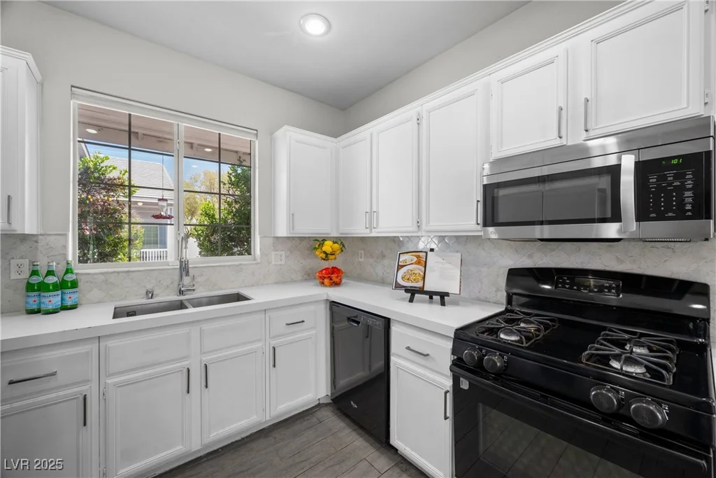 10342 Cherry Brook, Las Vegas, NV 89183