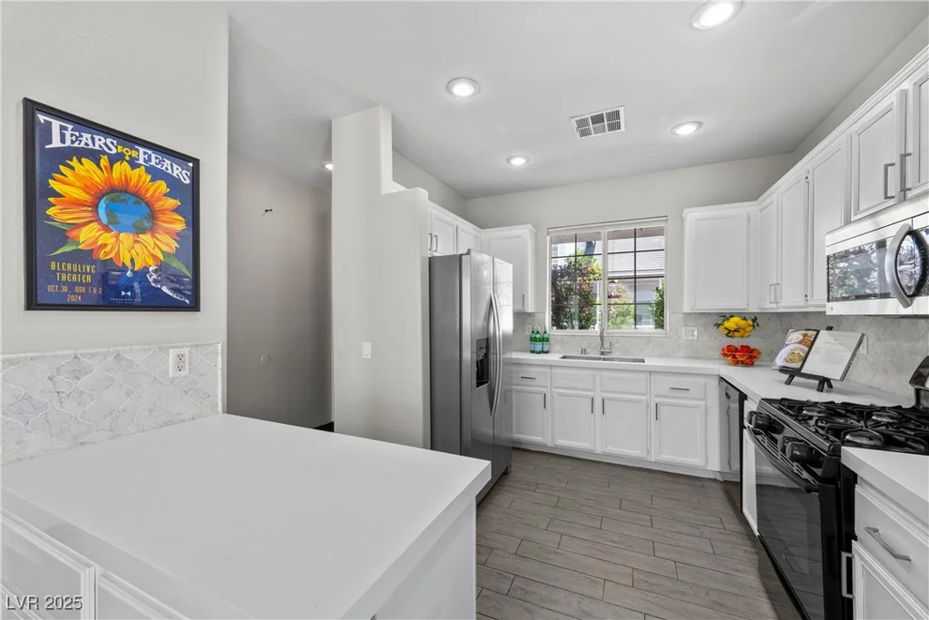 10342 Cherry Brook, Las Vegas, NV 89183