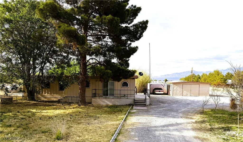 1260 White, Pahrump, NV 89060