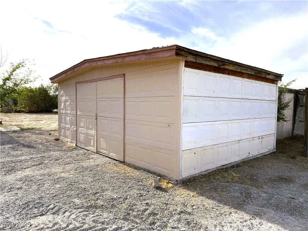 1260 White, Pahrump, NV 89060