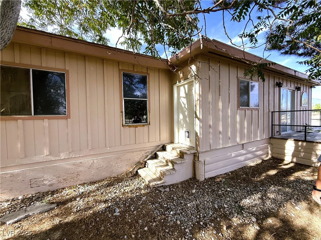1260 White, Pahrump, NV 89060