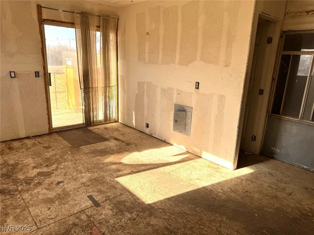 1260 White, Pahrump, NV 89060