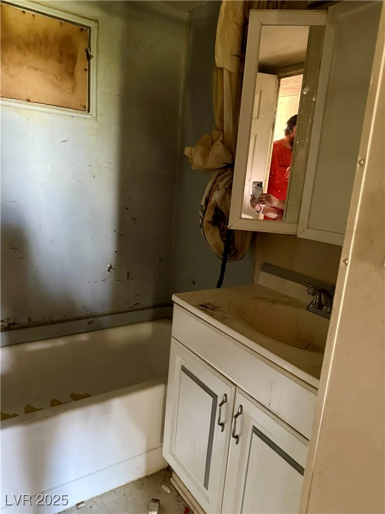 1260 White, Pahrump, NV 89060