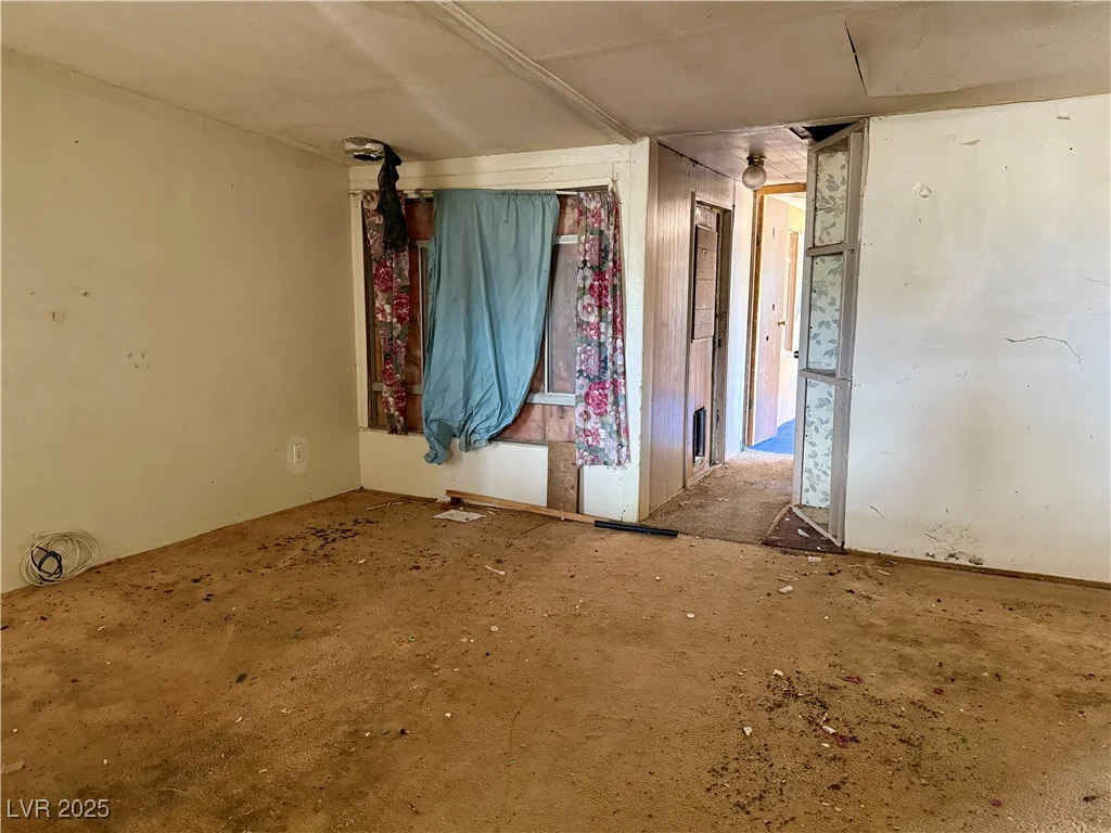1260 White, Pahrump, NV 89060