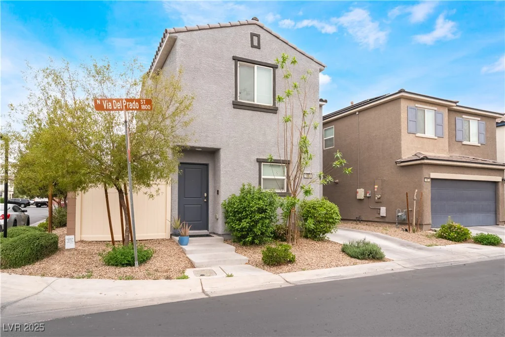 1883 Via Del Prado, Las Vegas, NV 89115